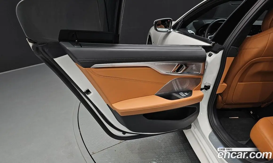 BMW 8 серия 2020 3.0 автомат (гидро), фото 15 BMW 8 серия 2020 3.0 автомат (гидро), фото 15