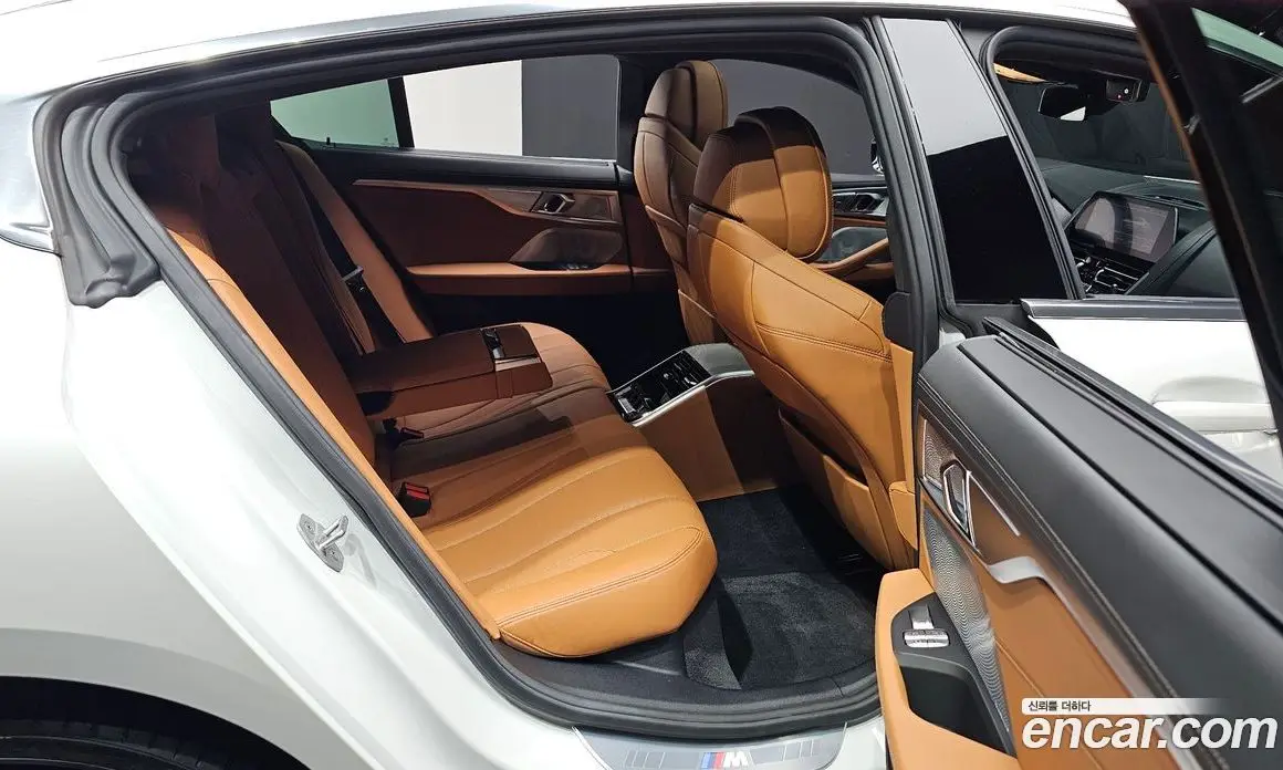 BMW 8 серия 2020 3.0 автомат (гидро), фото 17 BMW 8 серия 2020 3.0 автомат (гидро), фото 17