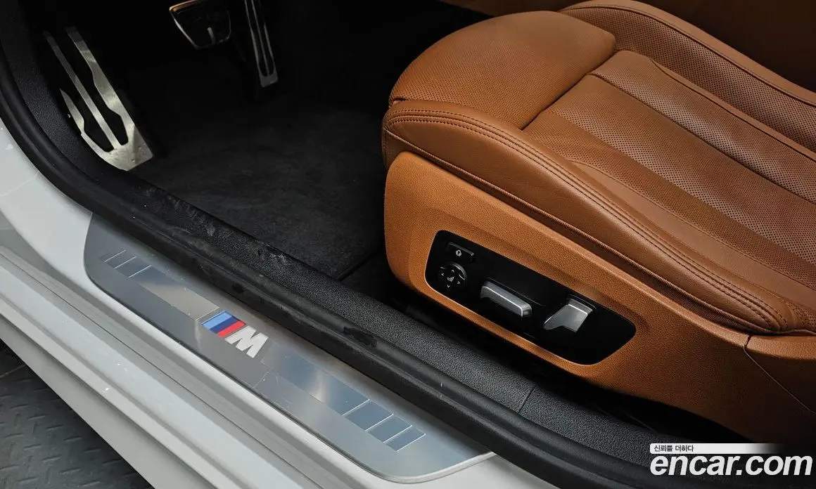 BMW 8 серия 2020 3.0 автомат (гидро), фото 31 BMW 8 серия 2020 3.0 автомат (гидро), фото 31
