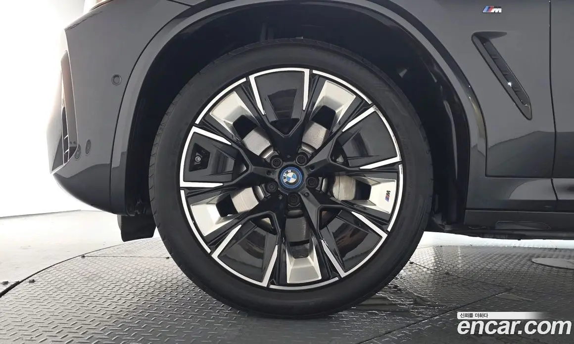 BMW iX3 2022 0.2 автомат (гидро), фото 4 BMW iX3 2022 0.2 автомат (гидро), фото 4