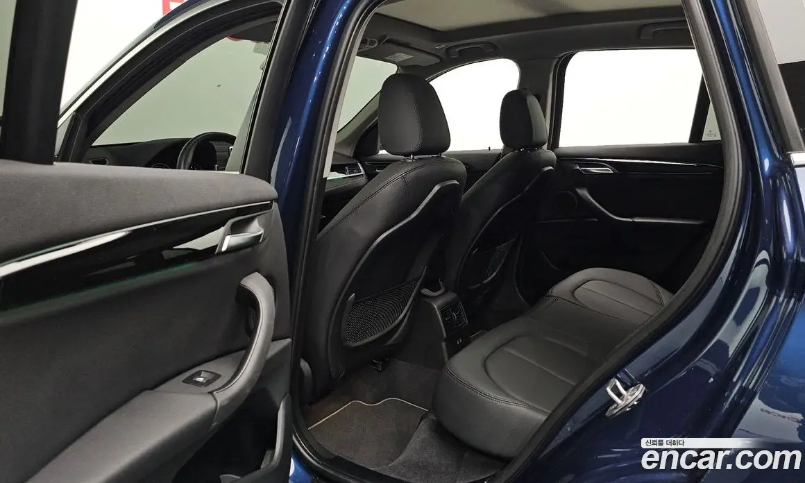 BMW X1 2022 2.0 автомат (гидро), фото 18 BMW X1 2022 2.0 автомат (гидро), фото 18