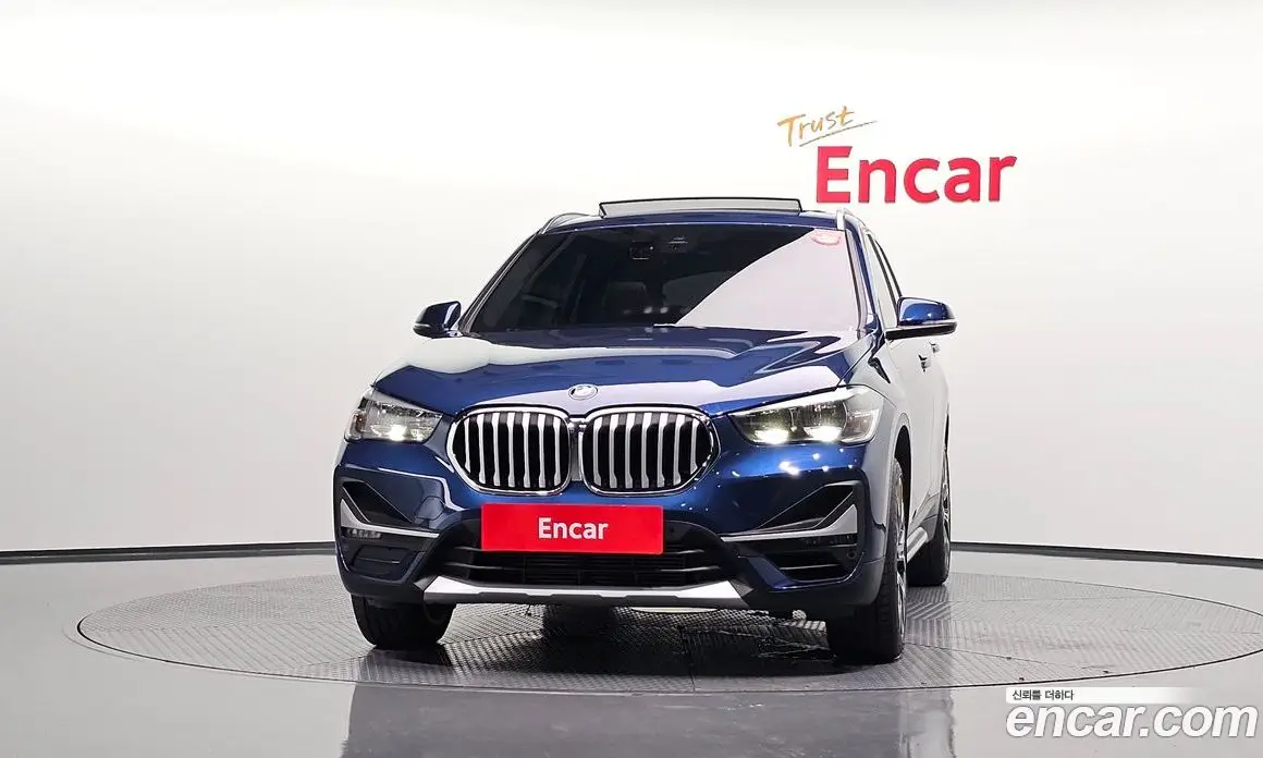 BMW X1 2022 2.0 автомат (гидро), фото 3 BMW X1 2022 2.0 автомат (гидро), фото 3