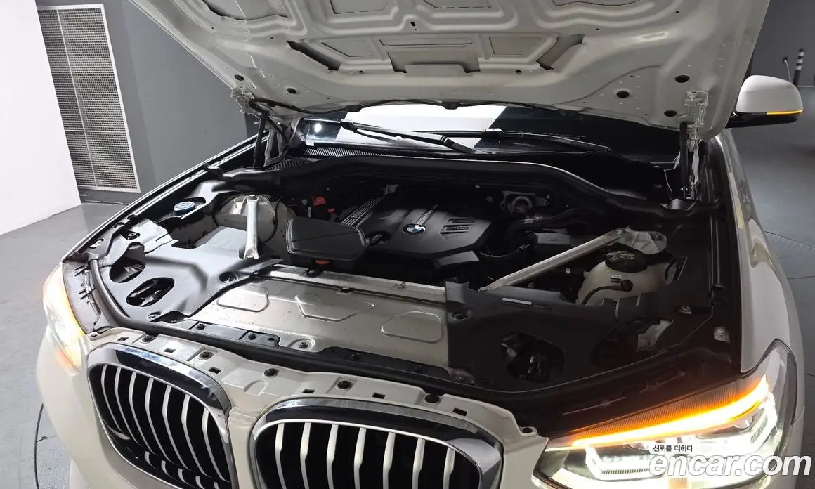 BMW X4 2020 2.0 автомат (гидро), фото 5