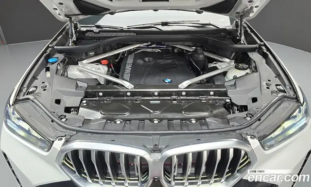 BMW X6 2023 3.0 автомат (гидро), миниатюра 6 BMW X6 2023 3.0 автомат (гидро), миниатюра 6