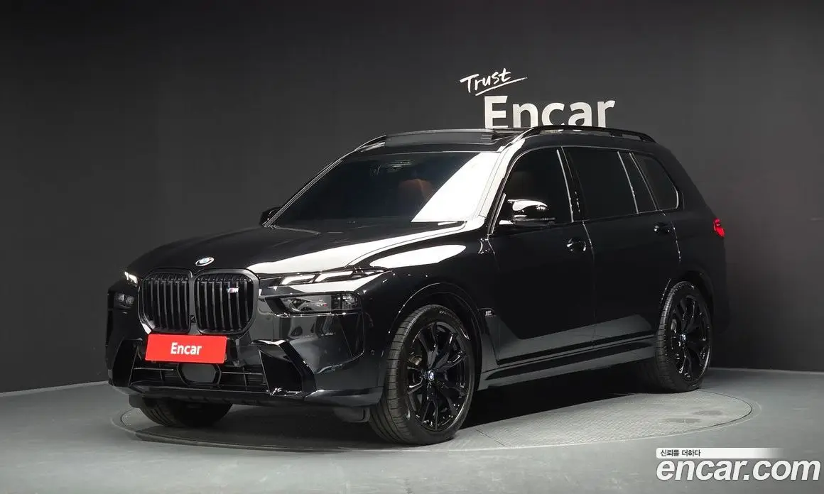 BMW X7 2025 4.4 автомат (гидро), фото 1 BMW X7 2025 4.4 автомат (гидро), фото 1