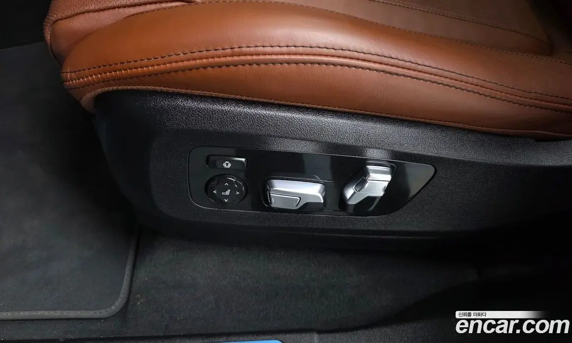 BMW X7 2025 4.4 автомат (гидро), фото 37 BMW X7 2025 4.4 автомат (гидро), фото 37