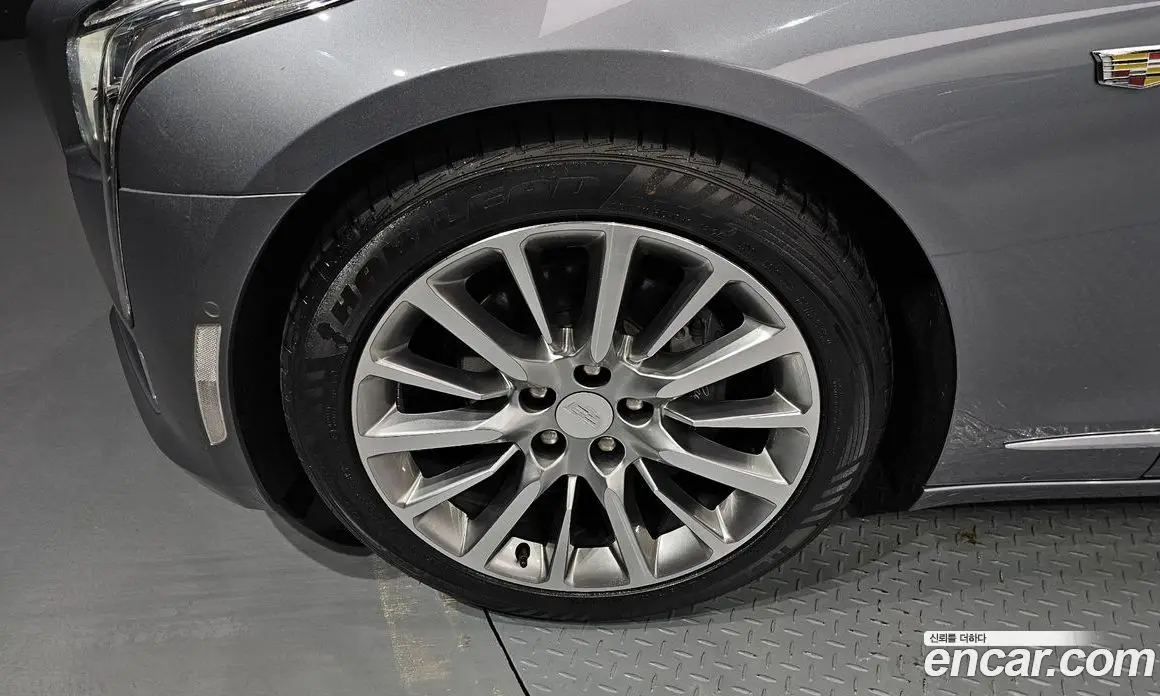 Cadillac CT6 2018 2.0 автомат (гидро), фото 5 Cadillac CT6 2018 2.0 автомат (гидро), фото 5