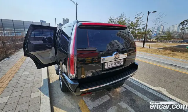 Cadillac Escalade 2011 6.2 автомат (гидро), миниатюра 2 Cadillac Escalade 2011 6.2 автомат (гидро), миниатюра 2