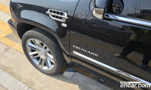Cadillac Escalade 2011 6.2 автомат (гидро), миниатюра 5 Cadillac Escalade 2011 6.2 автомат (гидро), миниатюра 5