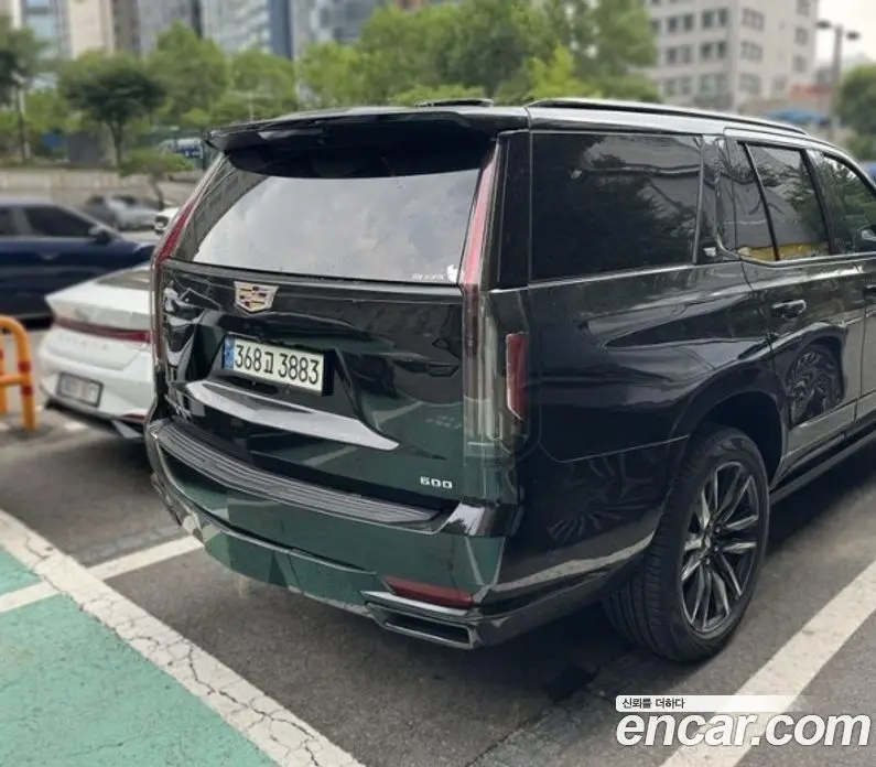 Cadillac Escalade 2021 6.2 автомат (гидро), фото 4 Cadillac Escalade 2021 6.2 автомат (гидро), фото 4