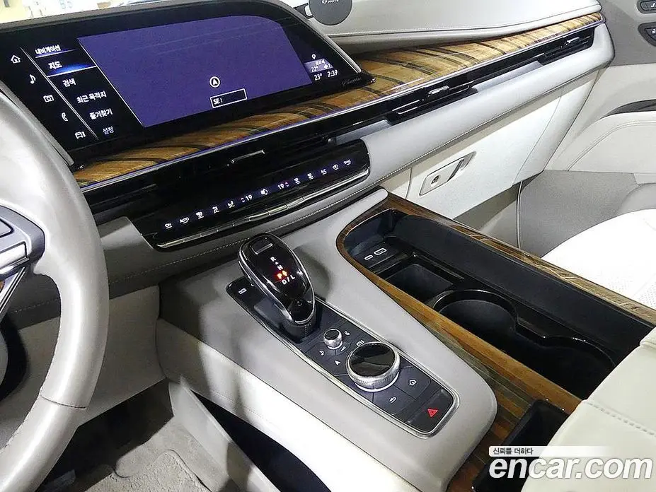 Cadillac Escalade 2022 6.2 автомат (гидро), фото 13 Cadillac Escalade 2022 6.2 автомат (гидро), фото 13