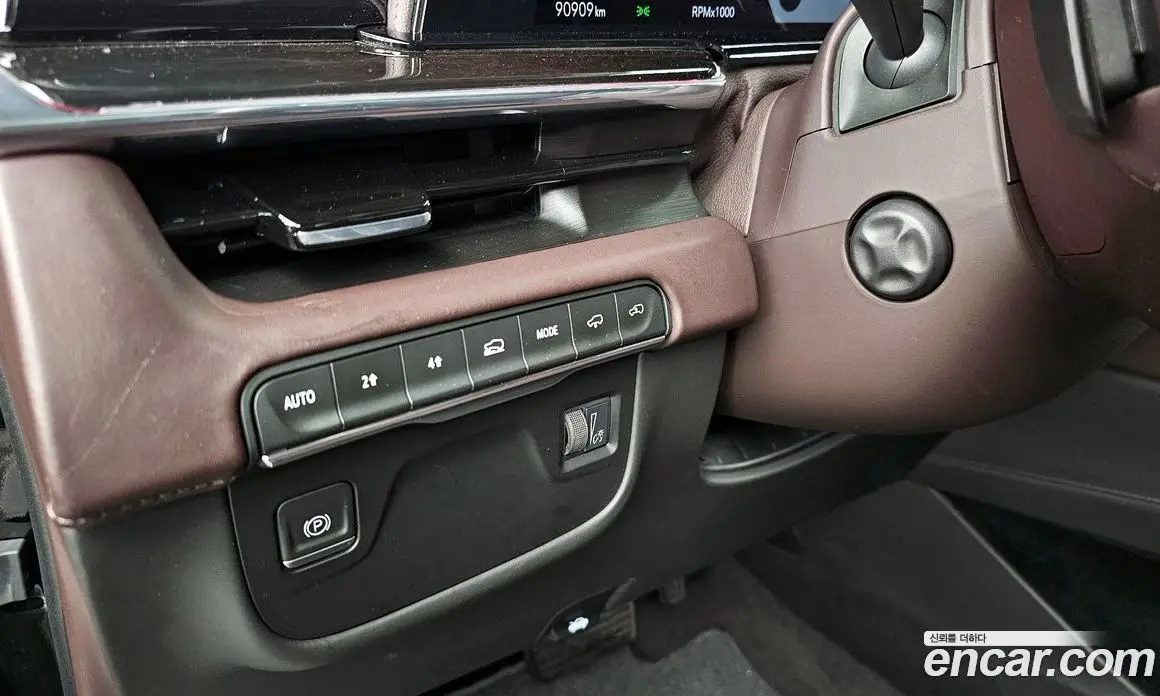 Cadillac Escalade 2022 6.2 автомат (гидро), фото 14 Cadillac Escalade 2022 6.2 автомат (гидро), фото 14