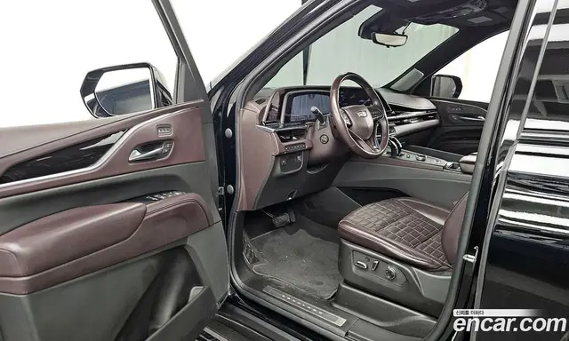 Cadillac Escalade 2022 6.2 автомат (гидро), миниатюра 10 Cadillac Escalade 2022 6.2 автомат (гидро), миниатюра 10