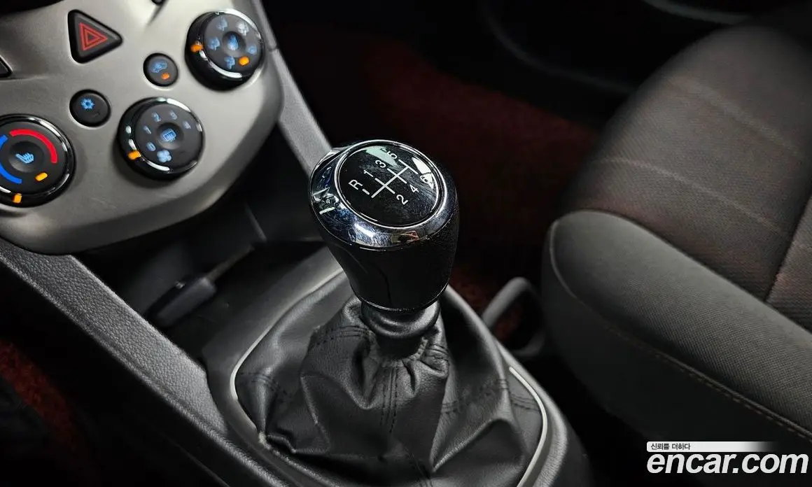 Chevrolet Aveo 2015 1.4 механика, фото 11 Chevrolet Aveo 2015 1.4 механика, фото 11