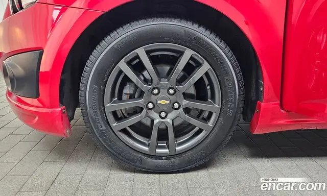 Chevrolet Aveo 2015 1.4 механика, миниатюра 4 Chevrolet Aveo 2015 1.4 механика, миниатюра 4