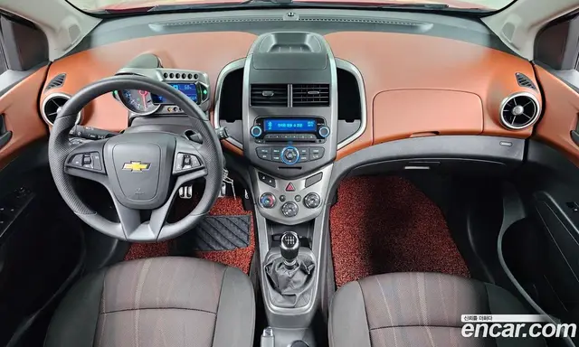 Chevrolet Aveo 2015 1.4 механика, миниатюра 9 Chevrolet Aveo 2015 1.4 механика, миниатюра 9