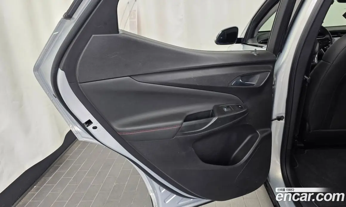 Chevrolet 볼트 EUV 2023 0.2 автомат (гидро), фото 15 Chevrolet 볼트 EUV 2023 0.2 автомат (гидро), фото 15