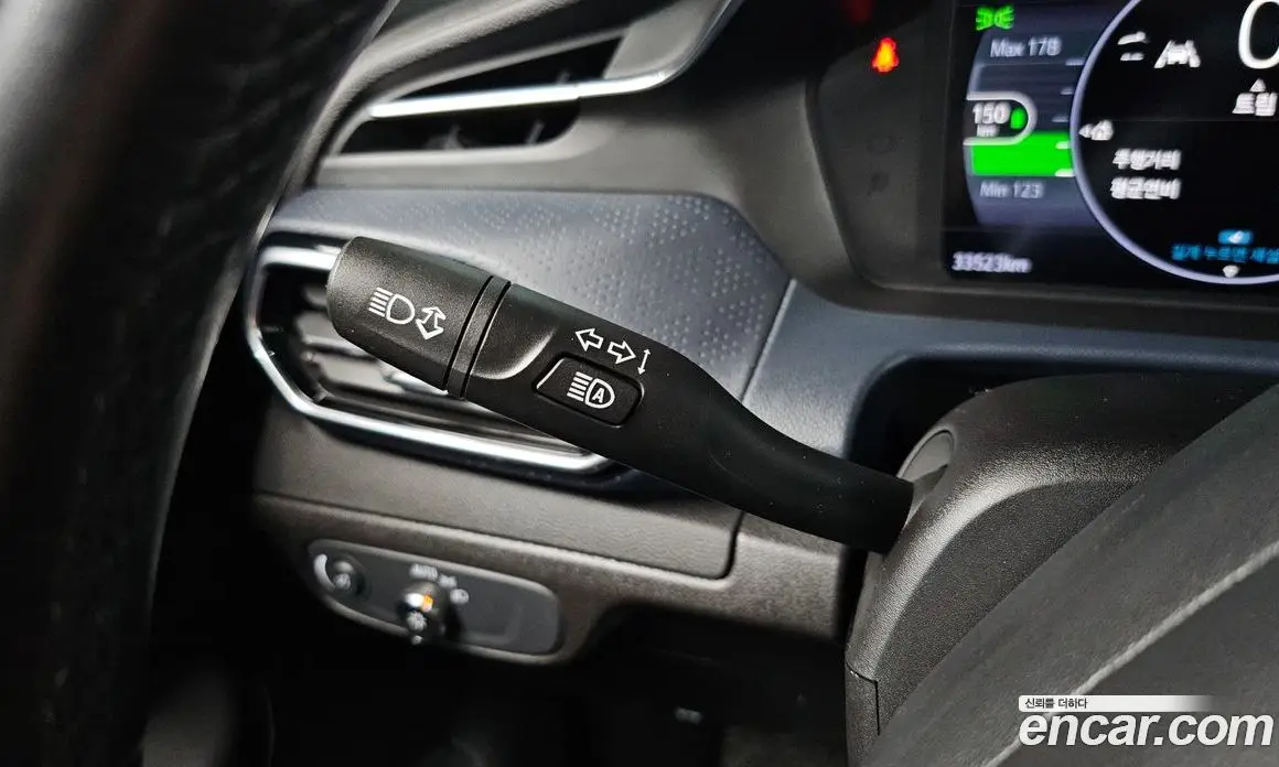 Chevrolet 볼트 EUV 2023 0.2 автомат (гидро), фото 23