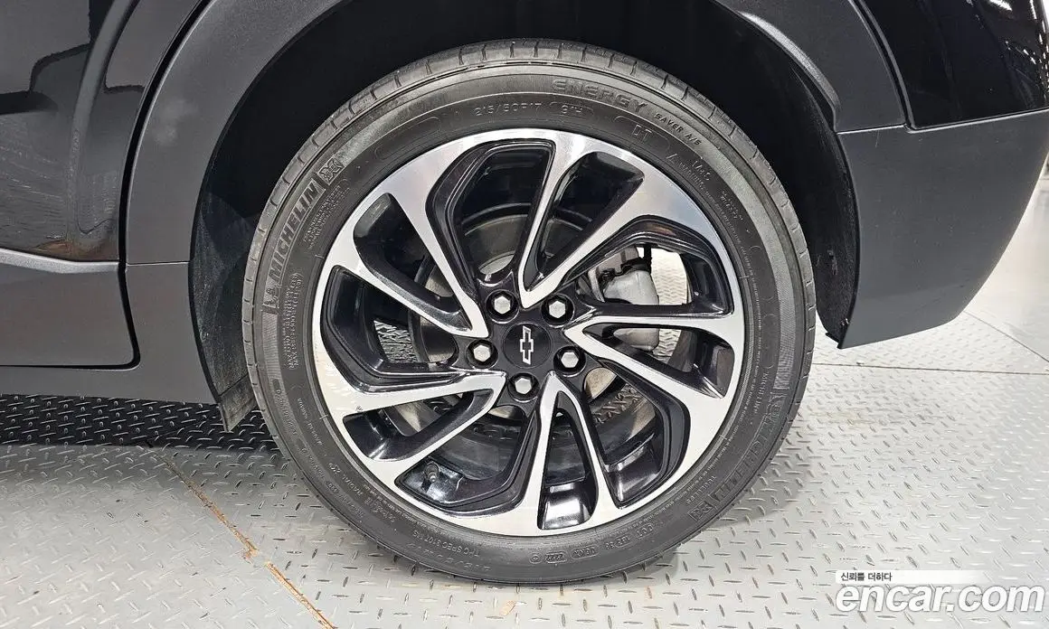Chevrolet 볼트 EUV 2023 0.2 автомат (гидро), фото 6