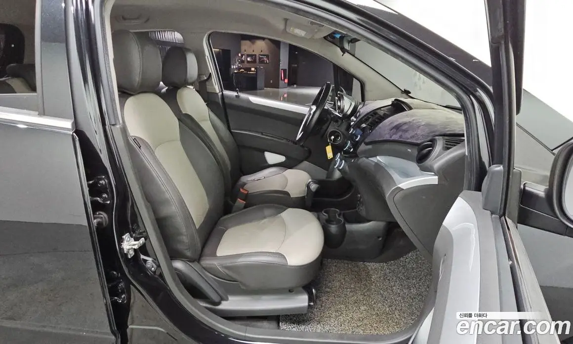 Chevrolet Spark 2013 1.0 автомат (гидро), фото 18 Chevrolet Spark 2013 1.0 автомат (гидро), фото 18