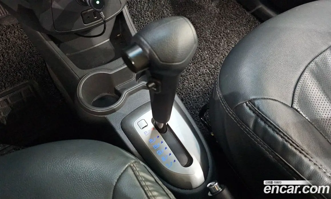 Chevrolet Spark 2013 1.0 автомат (гидро), фото 12