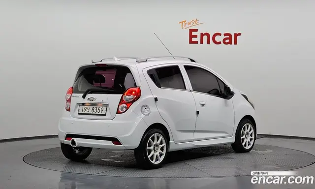 Chevrolet Spark 2014 1.0 автомат (гидро), миниатюра 2 Chevrolet Spark 2014 1.0 автомат (гидро), миниатюра 2