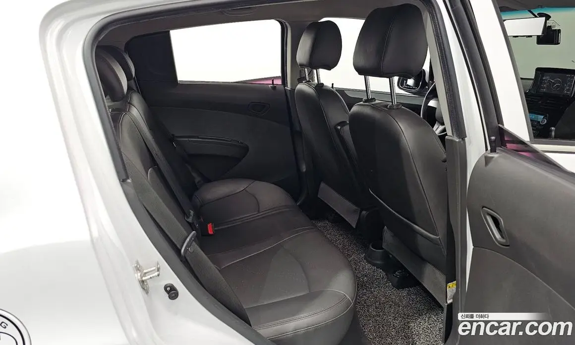 Chevrolet Spark 2014 1.0 автомат (гидро), фото 18 Chevrolet Spark 2014 1.0 автомат (гидро), фото 18
