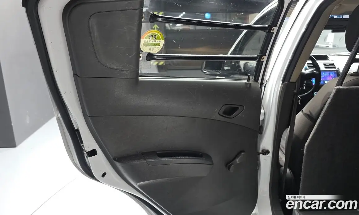 Chevrolet Spark 2014 1.0 автомат (гидро), фото 15 Chevrolet Spark 2014 1.0 автомат (гидро), фото 15