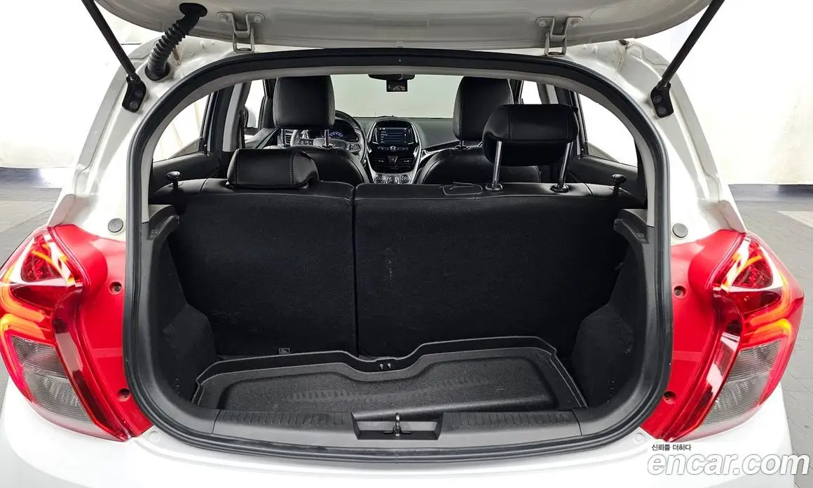 Chevrolet Spark 2016 1.0 автомат (гидро), фото 25
