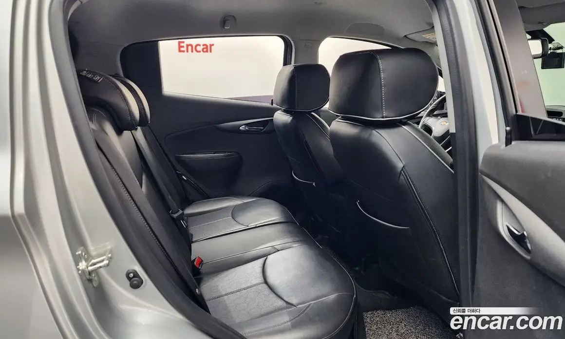 Chevrolet Spark 2016 1.0 автомат (гидро), фото 17
