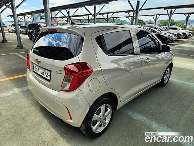 Chevrolet Spark 2016 1.0 автомат (гидро), миниатюра 2 Chevrolet Spark 2016 1.0 автомат (гидро), миниатюра 2