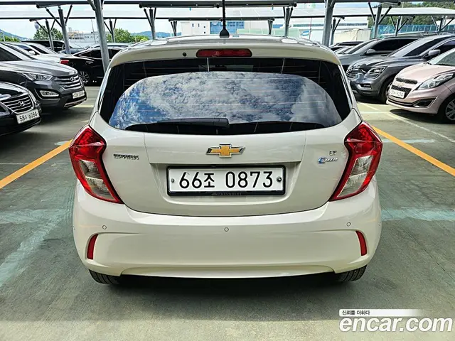 Chevrolet Spark 2016 1.0 автомат (гидро), миниатюра 4 Chevrolet Spark 2016 1.0 автомат (гидро), миниатюра 4