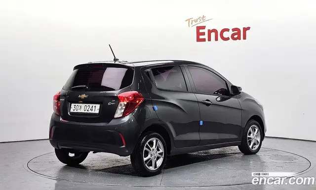 Chevrolet Spark 2016 1.0 автомат (гидро), миниатюра 2