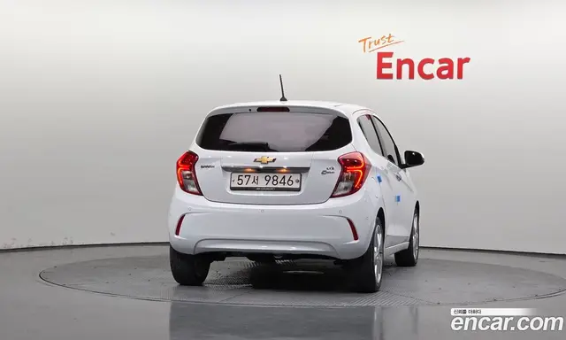 Chevrolet Spark 2017 1.0 автомат (гидро), миниатюра 4 Chevrolet Spark 2017 1.0 автомат (гидро), миниатюра 4