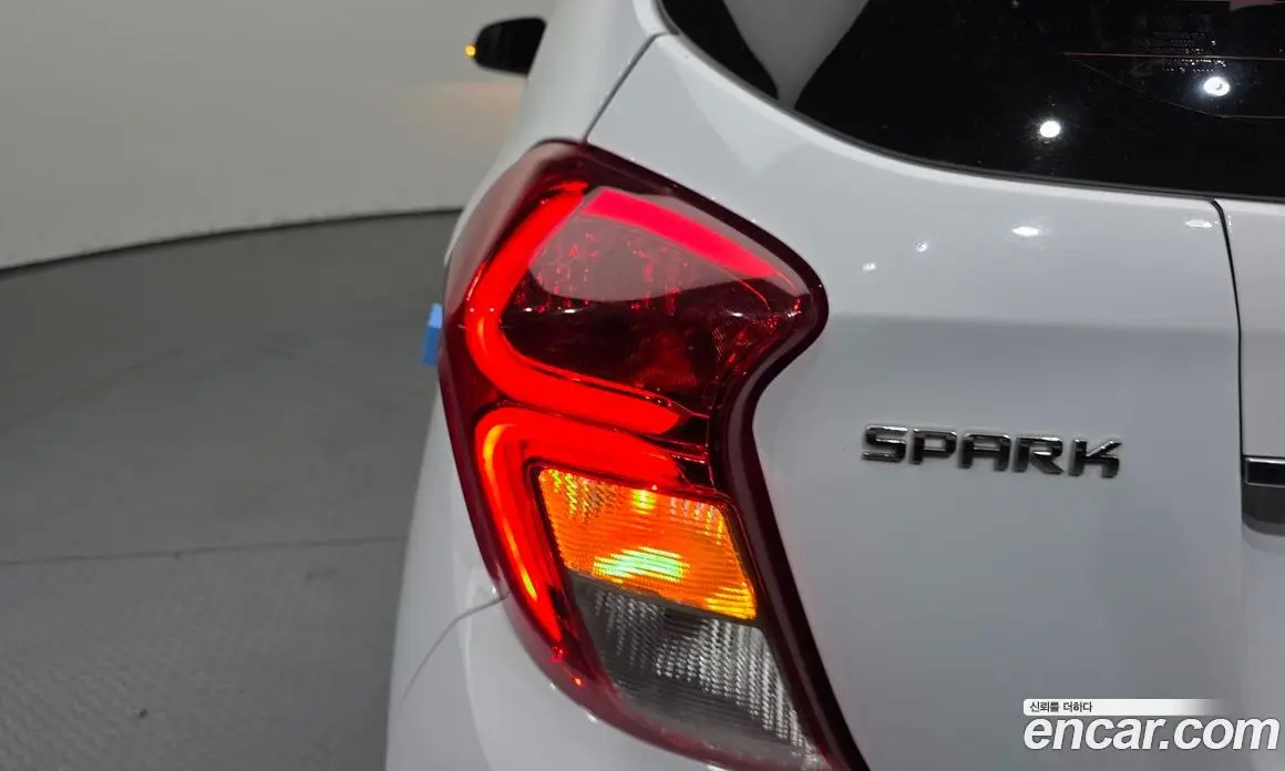 Chevrolet Spark 2017 1.0 автомат (гидро), фото 9 Chevrolet Spark 2017 1.0 автомат (гидро), фото 9