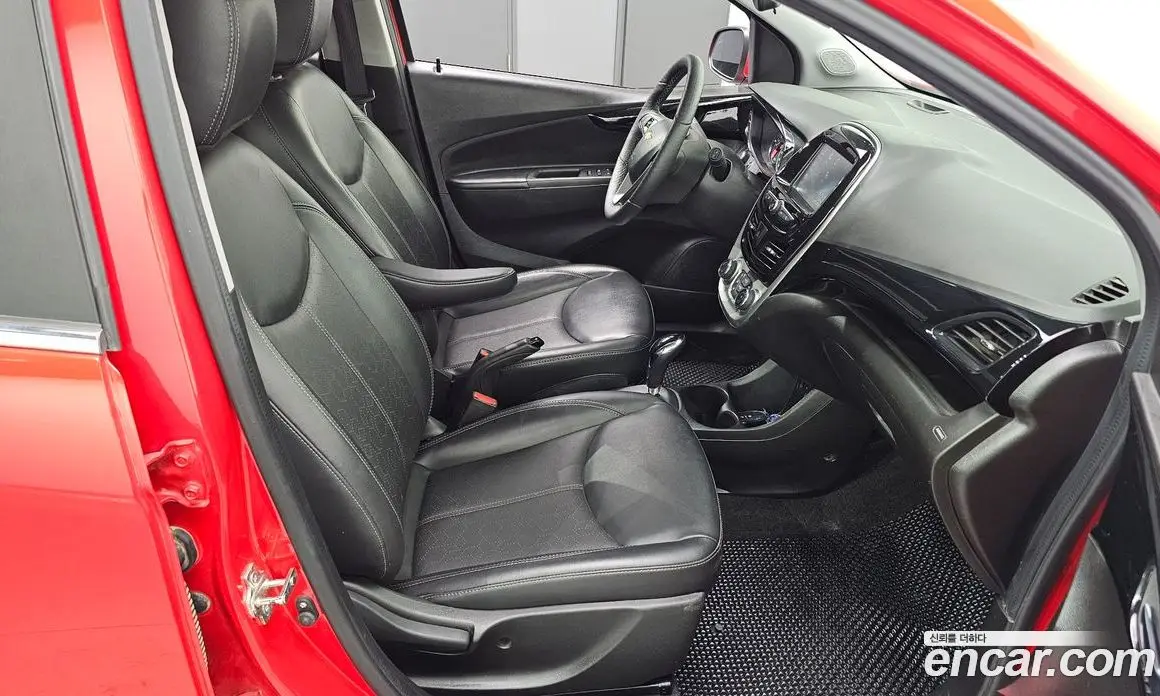 Chevrolet Spark 2018 1.0 автомат (гидро), фото 16 Chevrolet Spark 2018 1.0 автомат (гидро), фото 16
