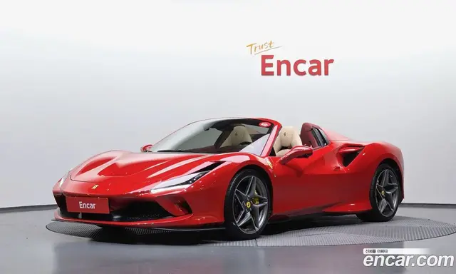 Ferrari F8, 2021, 9 298 км