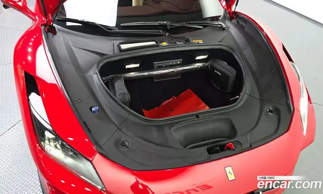 Ferrari F8 2021 3.9 автомат (гидро), миниатюра 6 Ferrari F8 2021 3.9 автомат (гидро), миниатюра 6