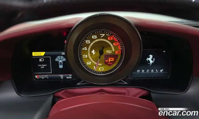 Ferrari F8 2021 3.9 автомат (гидро), миниатюра 8 Ferrari F8 2021 3.9 автомат (гидро), миниатюра 8