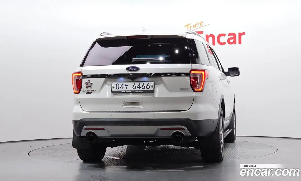 Ford Explorer 2017 2.3 автомат (гидро), фото 4