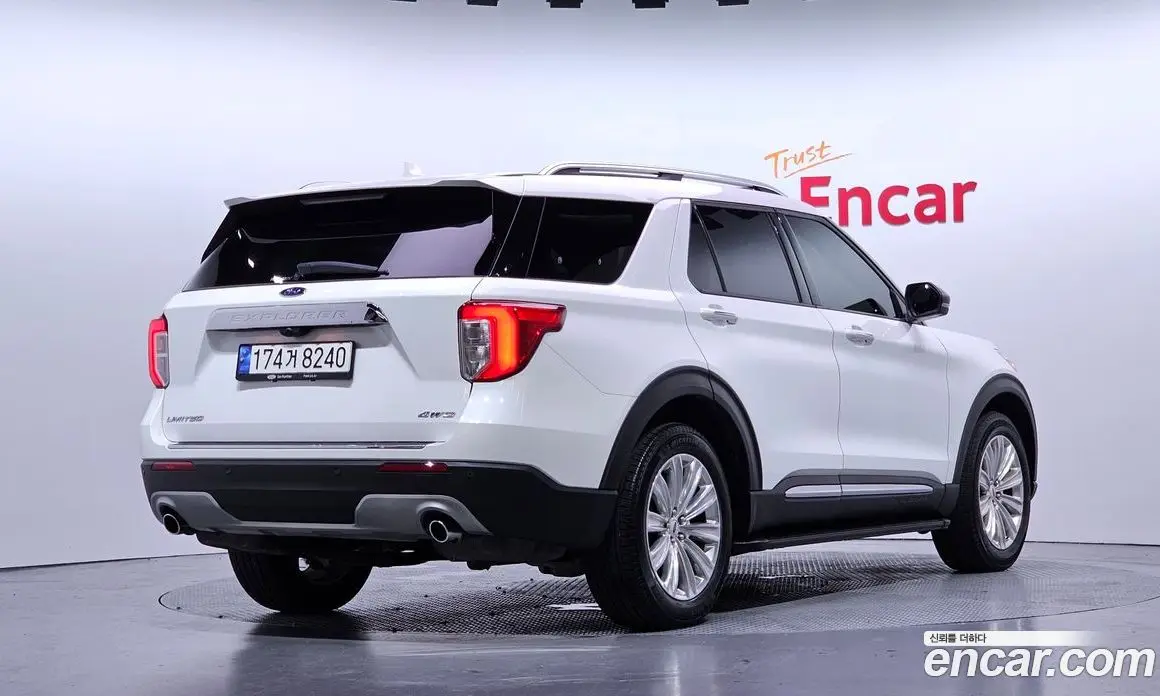 Ford Explorer 2023 2.3 автомат (гидро), фото 2 Ford Explorer 2023 2.3 автомат (гидро), фото 2