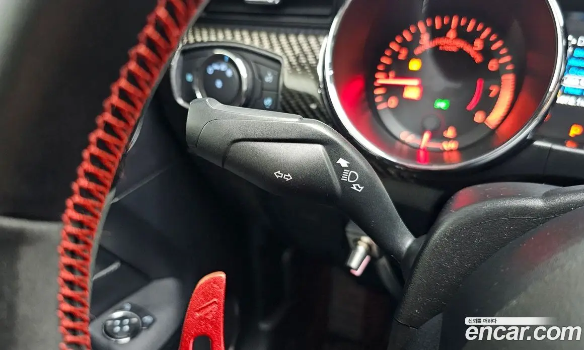 Ford Mustang 2015 2.3 автомат (гидро), фото 15 Ford Mustang 2015 2.3 автомат (гидро), фото 15