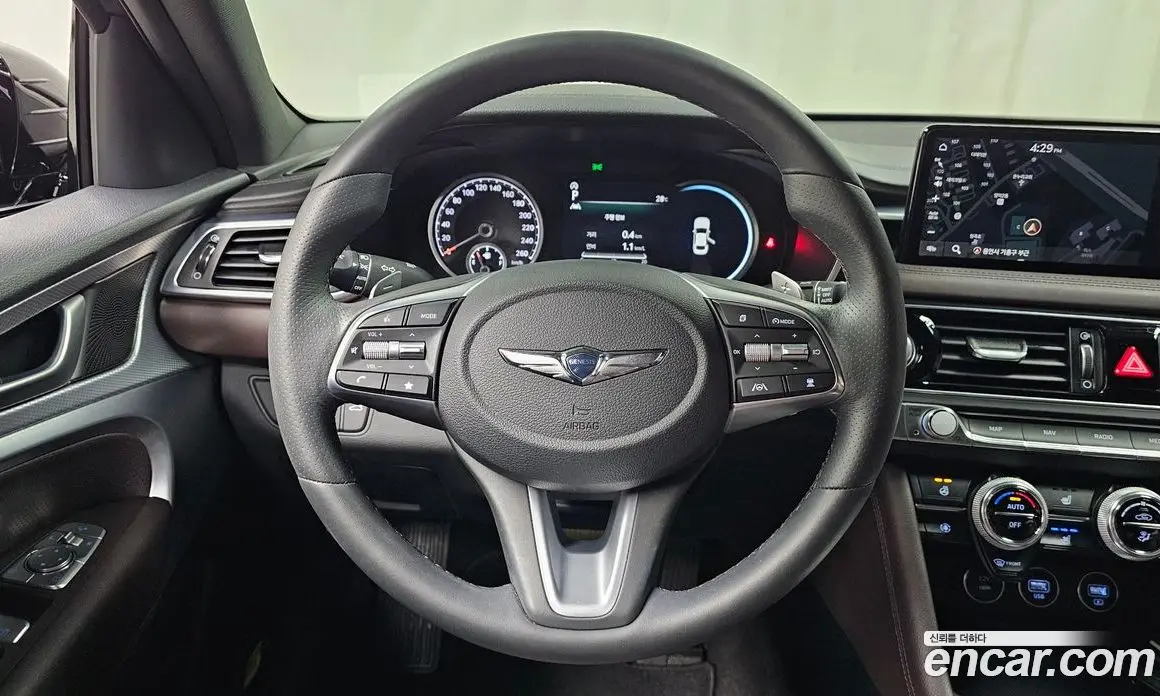 Genesis G70 2022 2.0 автомат (гидро), фото 18 Genesis G70 2022 2.0 автомат (гидро), фото 18