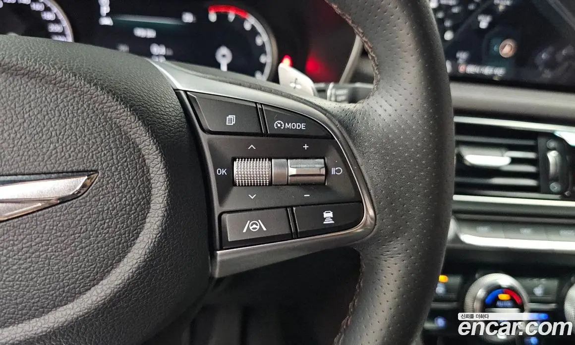 Genesis G70 2022 2.0 автомат (гидро), фото 20 Genesis G70 2022 2.0 автомат (гидро), фото 20