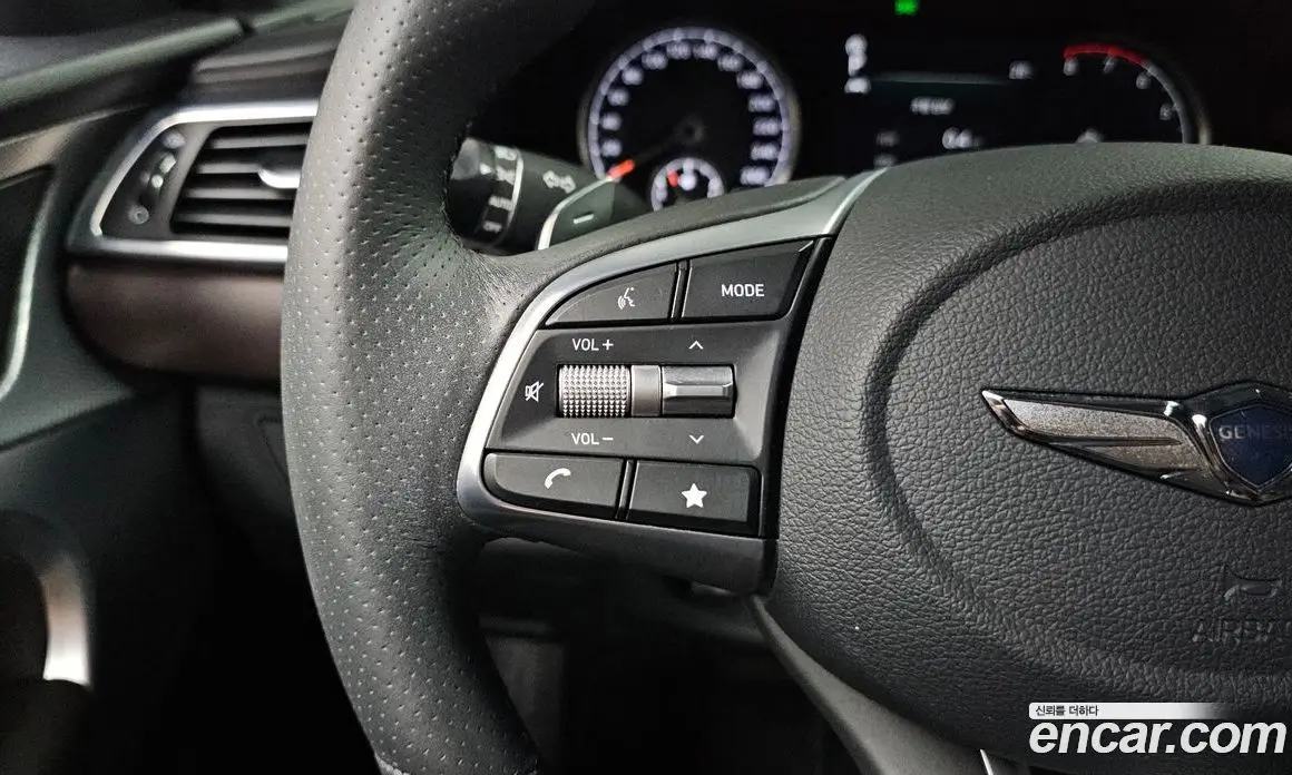 Genesis G70 2022 2.0 автомат (гидро), фото 21 Genesis G70 2022 2.0 автомат (гидро), фото 21