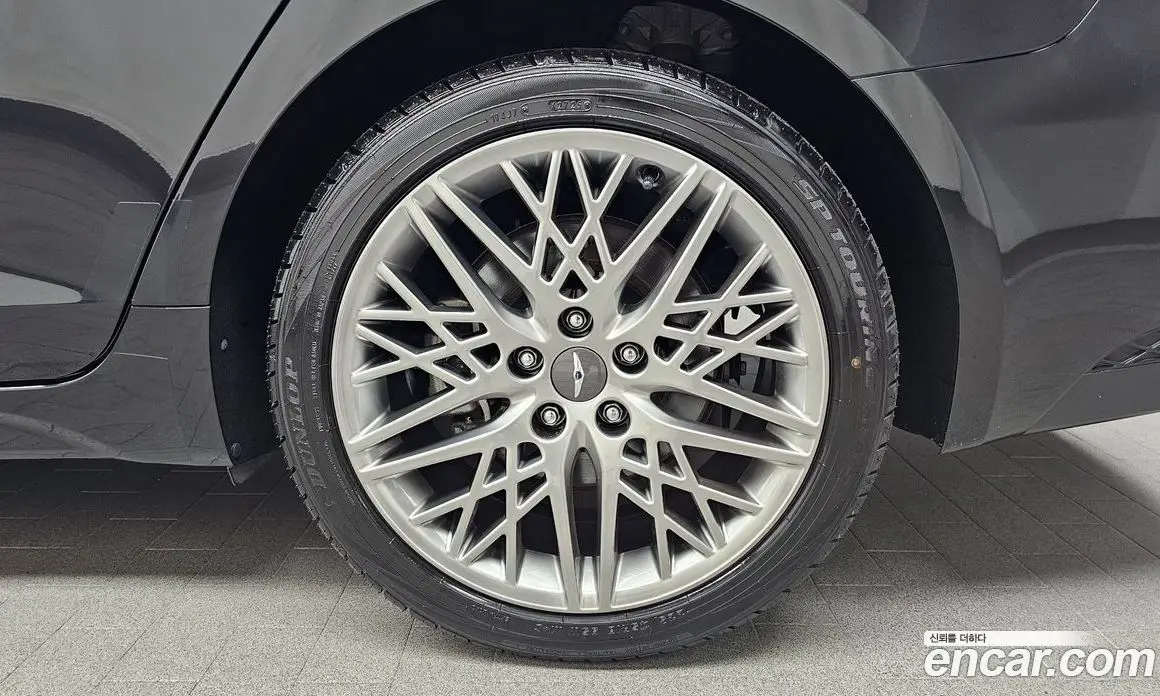 Genesis G70 2022 2.0 автомат (гидро), фото 6 Genesis G70 2022 2.0 автомат (гидро), фото 6