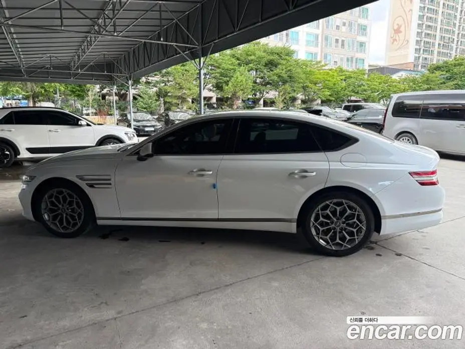 Genesis G80 2022 2.5 автомат (гидро), фото 9 Genesis G80 2022 2.5 автомат (гидро), фото 9