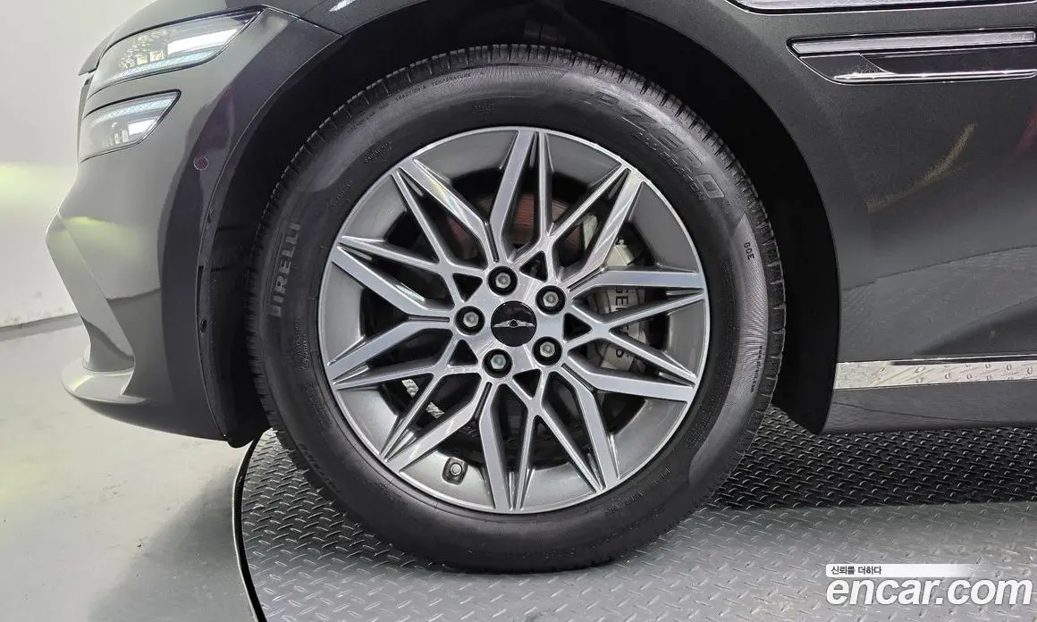 Genesis G80 2024 2.5 автомат (гидро), фото 5 Genesis G80 2024 2.5 автомат (гидро), фото 5
