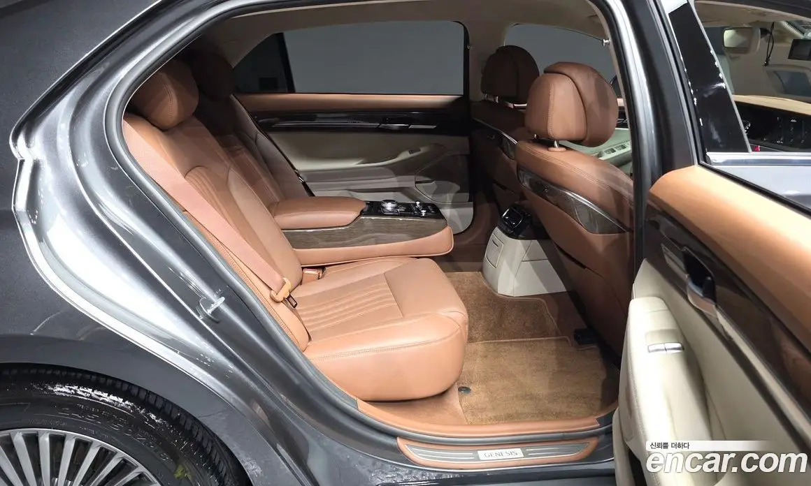 Genesis G90 2021 3.8 автомат (гидро), фото 18 Genesis G90 2021 3.8 автомат (гидро), фото 18