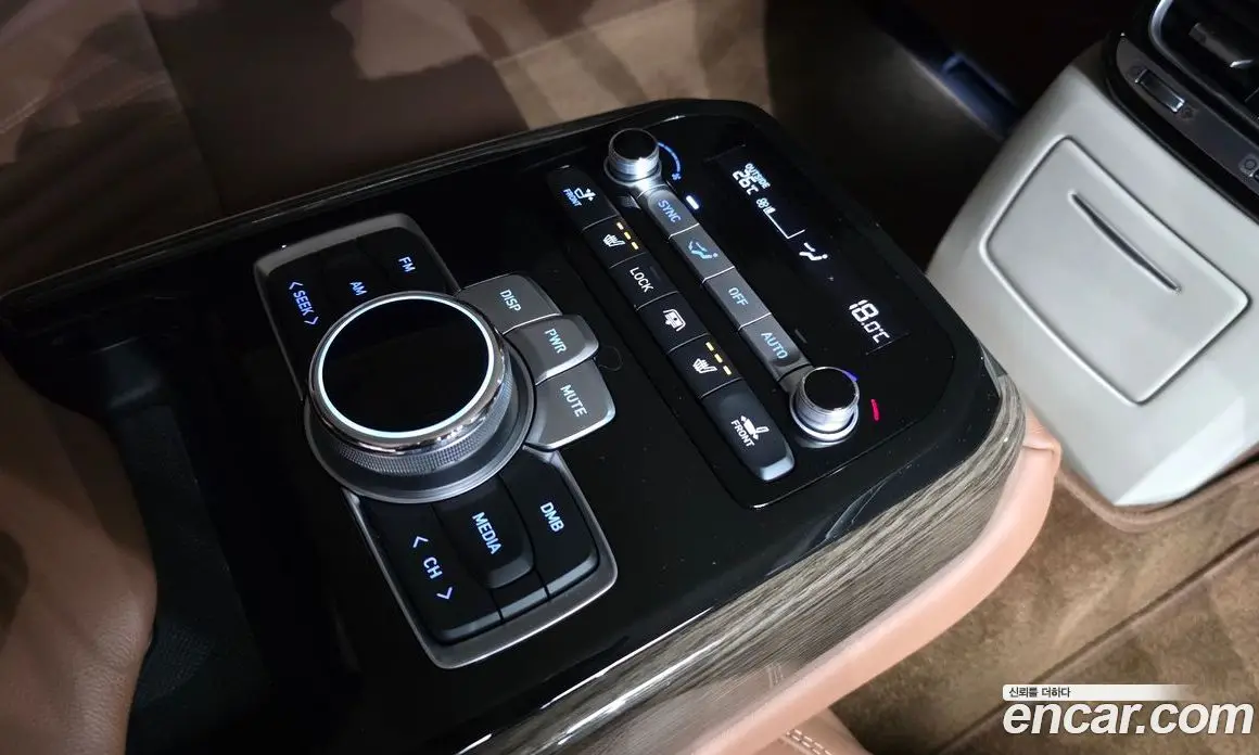 Genesis G90 2021 3.8 автомат (гидро), фото 25 Genesis G90 2021 3.8 автомат (гидро), фото 25